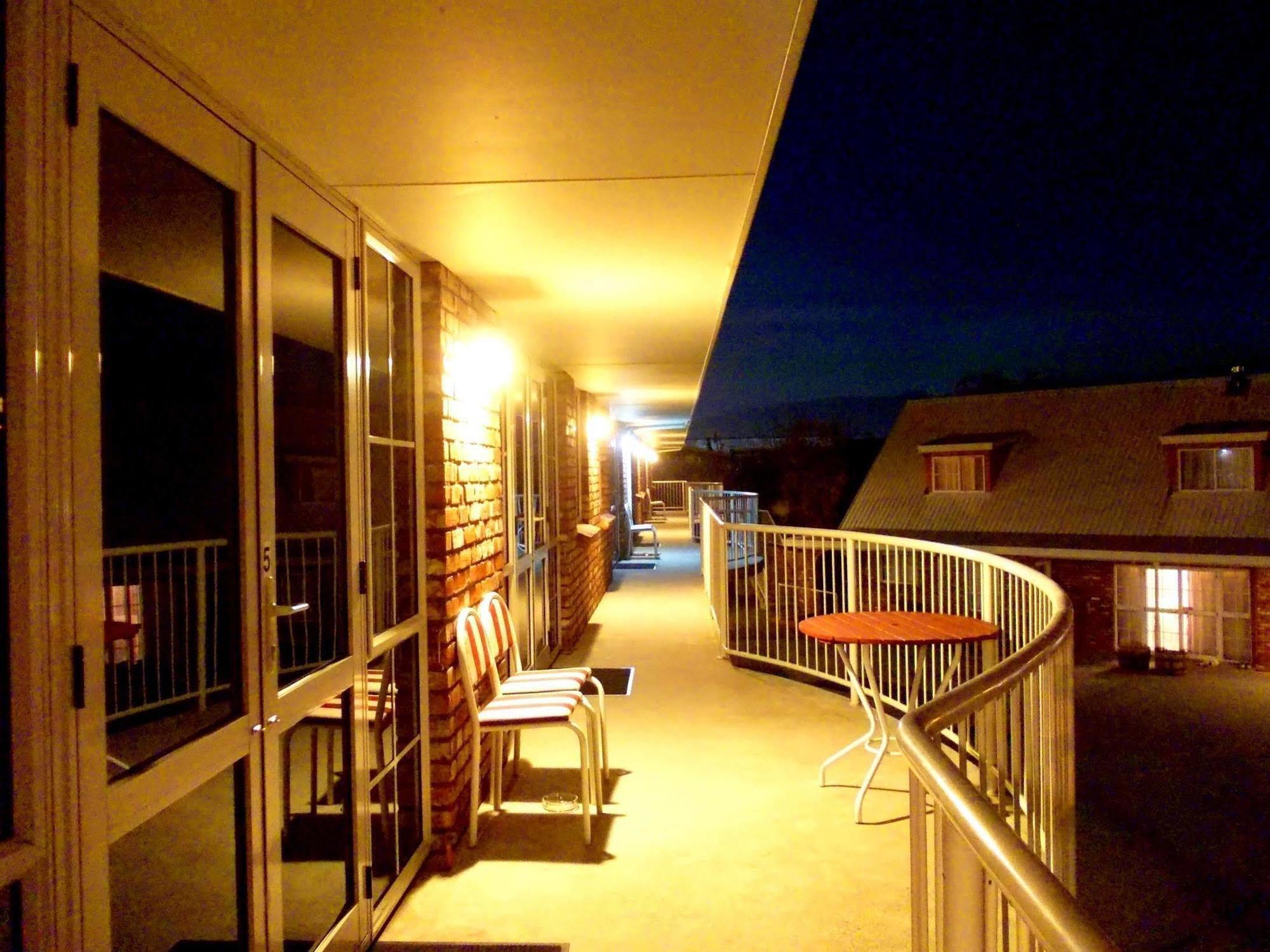 Alexandra Heights Motel Esterno foto